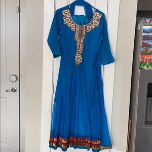 Women’s Long Dress with Matching Pant and Scarf